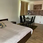 Apartment Silvia *