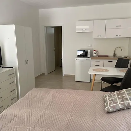 Apartment Silvia Dunajska Streda